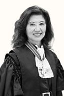 Desembargadora Federal Consuelo Yoshida